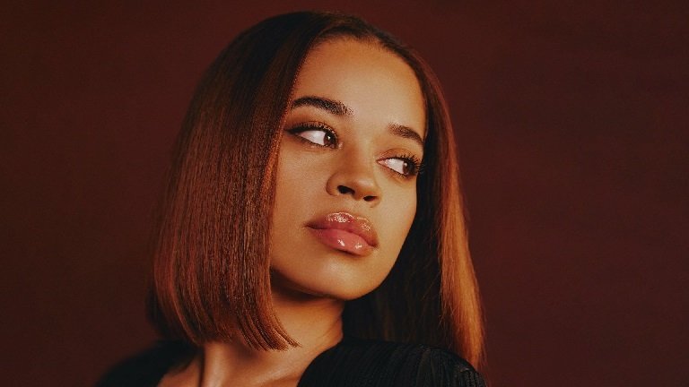 Ella Mai Age